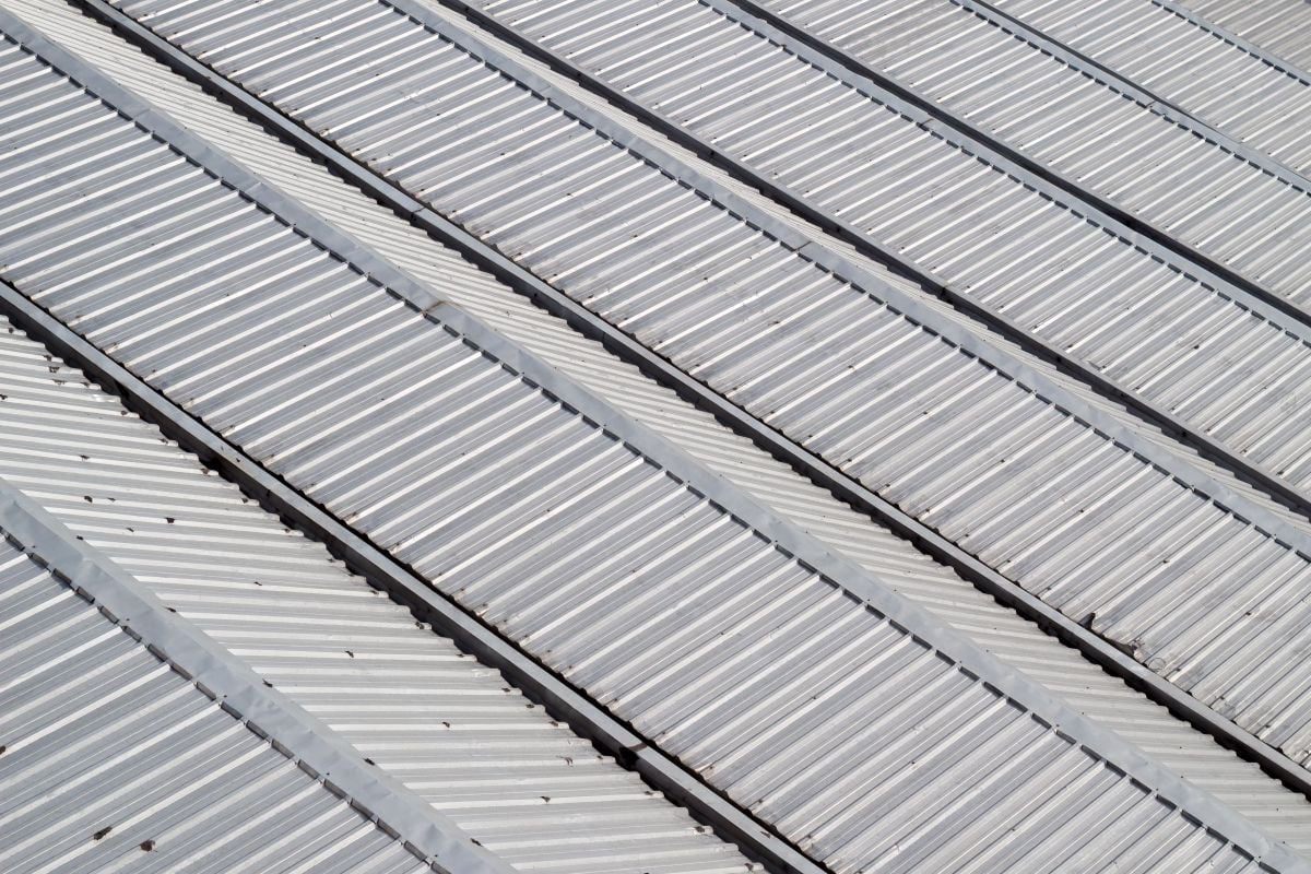 steel Galvalume roof construction
