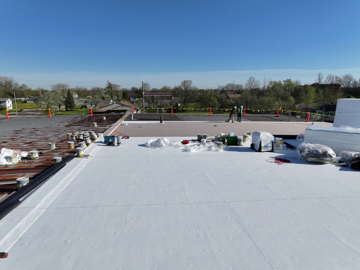 How long does a commercial roof last?